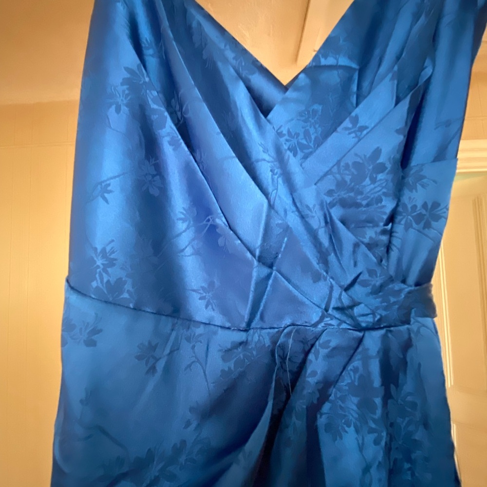NWT Lulu's Blue Satin V Tie Wrap Floral Jacquard Ruched Cocktail Midi Dress M - Picture 9 of 16